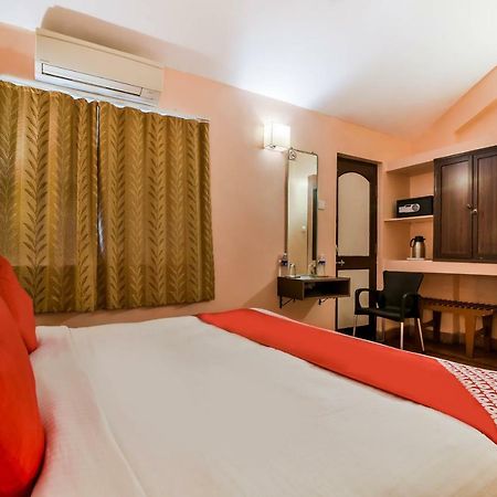 Oyo 807 Hotel Gopika International Гоа Екстер'єр фото