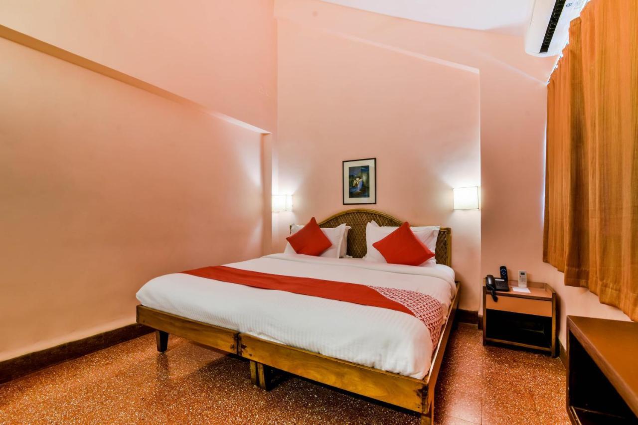 Oyo 807 Hotel Gopika International Гоа Екстер'єр фото