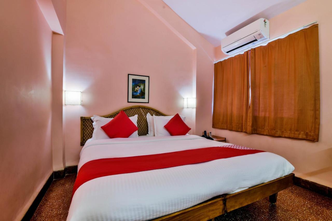 Oyo 807 Hotel Gopika International Гоа Екстер'єр фото