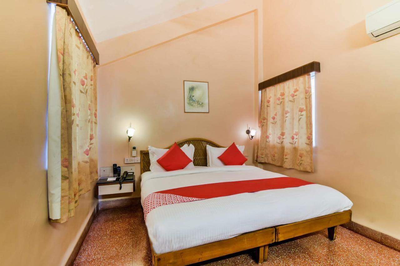 Oyo 807 Hotel Gopika International Гоа Екстер'єр фото